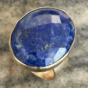 Jes Maharry “Aegean Ring” with faceted sparkly lapis! New in box.